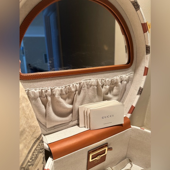 GUCCI Exclusive Rhombus Print Leather Hard Side Travel Hat Box🤎🦄 NEW! - Picture 13 of 16